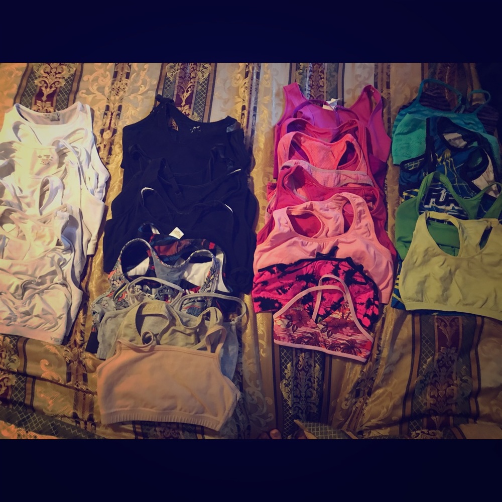 34 Sport bras